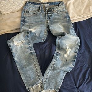 Kancan jeans- distressed blue